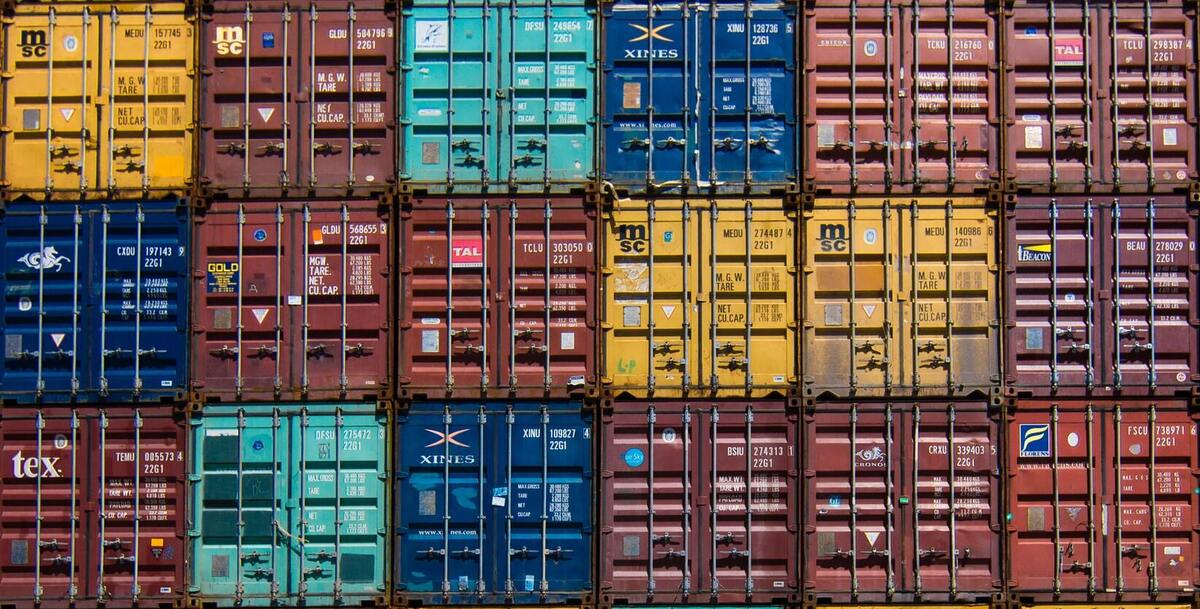 How to Use Blockchain Technology in Logistics